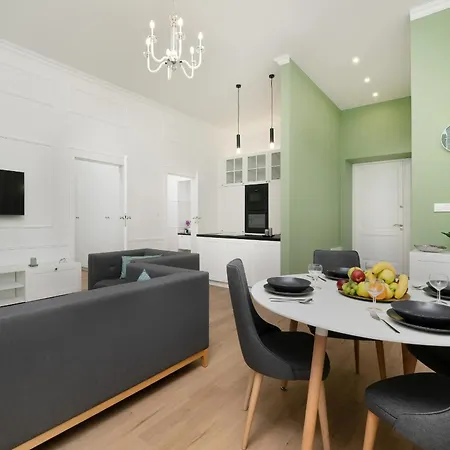 Sage Green Apartment Piotrkowska In Lodz By Noclegi Renters Exterior photo