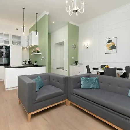 Sage Green Apartment Piotrkowska In Lodz By Noclegi Renters Exterior photo