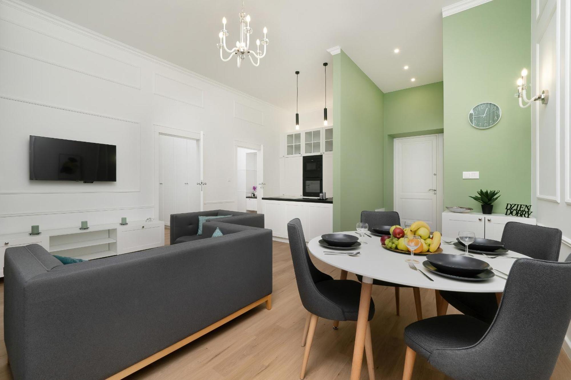 Apartment Sage Piotrkowska In By Renters *